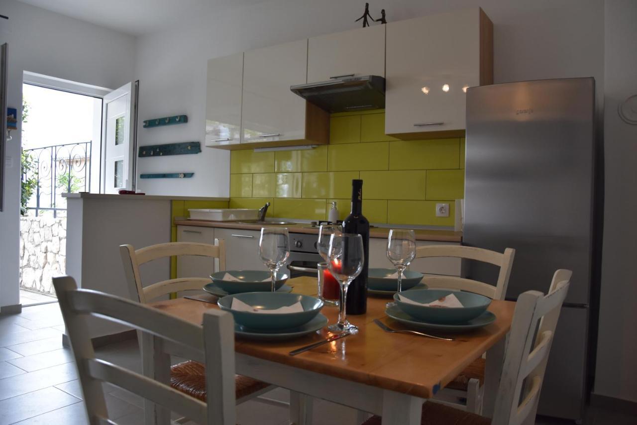 Apartman Vitamare 160 M From The Beach Novi Vinodolski Eksteriør bilde