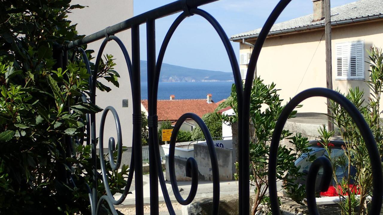 Apartman Vitamare 160 M From The Beach Novi Vinodolski Eksteriør bilde