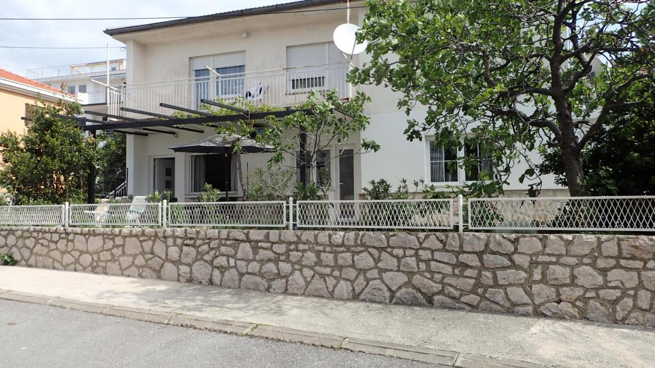 Apartman Vitamare 160 M From The Beach Novi Vinodolski Eksteriør bilde