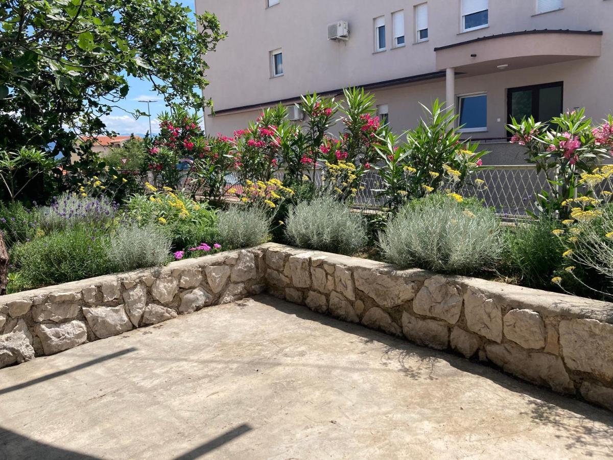 Apartman Vitamare 160 M From The Beach Novi Vinodolski Eksteriør bilde